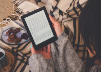 Aj e-kniha je darček na Vianoce, moderný spôsob darovania literatúry