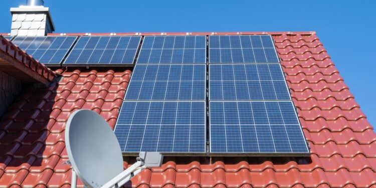 Koľko panelov potrebuje bežný dom na pokrytie ročnej spotreby elektrickej energie