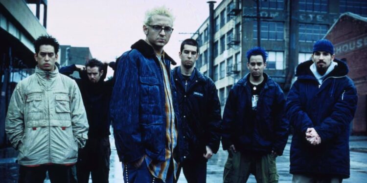 Linkin Park ohlasuje vydanie albumu najväčších hitov