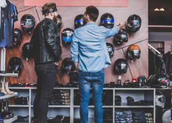 Rady a tipy, ako si vybrať správnu prilbu na motorku