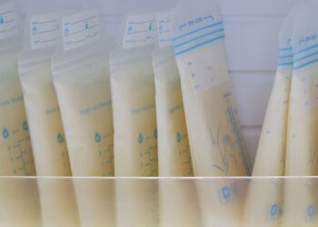 Uchovávanie materského mlieka, návod ako mraziť a bezpečne skladovať materské mlieko
